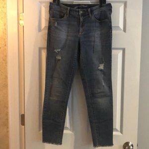 Size 10 Universal Thread distressed denim jeans